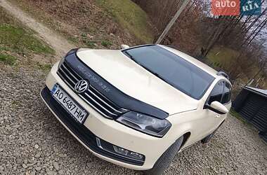 Универсал Volkswagen Passat 2013 в Солотвине