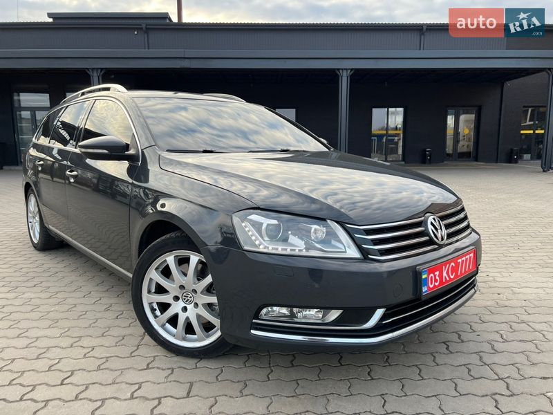 Універсал Volkswagen Passat 2011 в Нововолинську