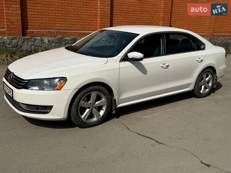 Седан Volkswagen Passat 2013 в Новомосковске