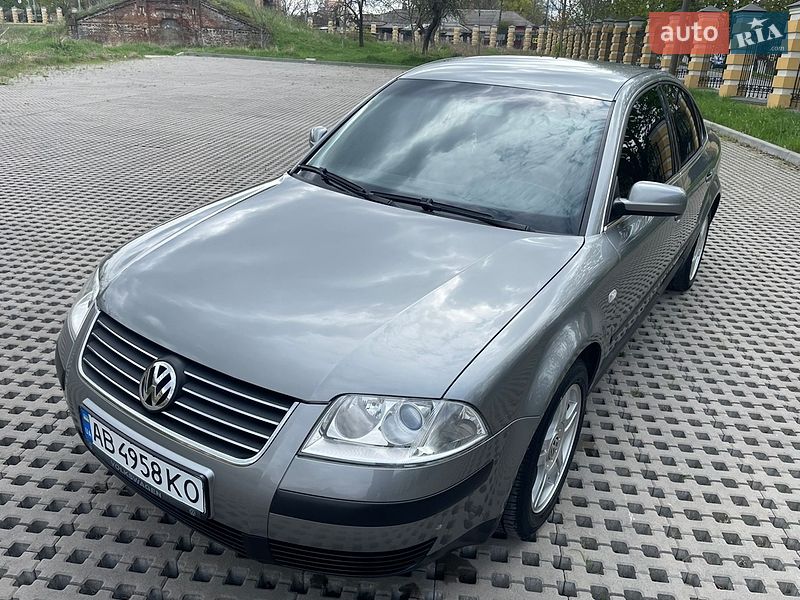 Седан Volkswagen Passat 2002 в Тульчине