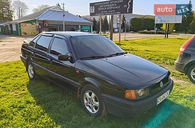 Седан Volkswagen Passat 1991 в Орли
