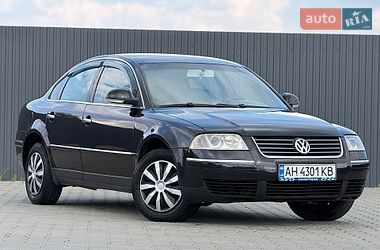 Седан Volkswagen Passat 2004 в Летичіві