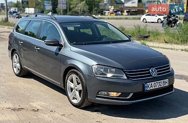 Универсал Volkswagen Passat 2013 в Киеве
