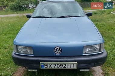 Седан Volkswagen Passat 1992 в Шепетівці