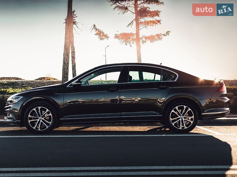 Седан Volkswagen Passat 2018 в Черноморске