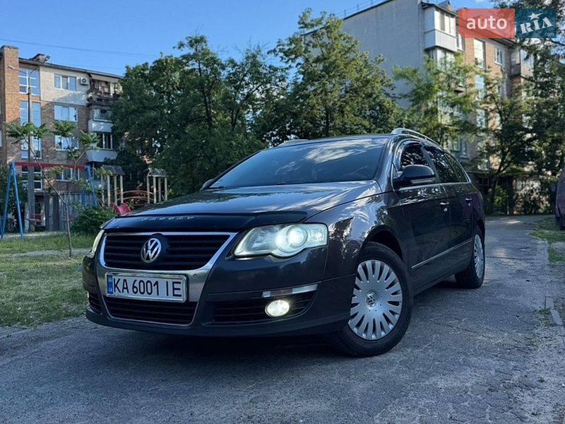 Универсал Volkswagen Passat 2009 в Киеве