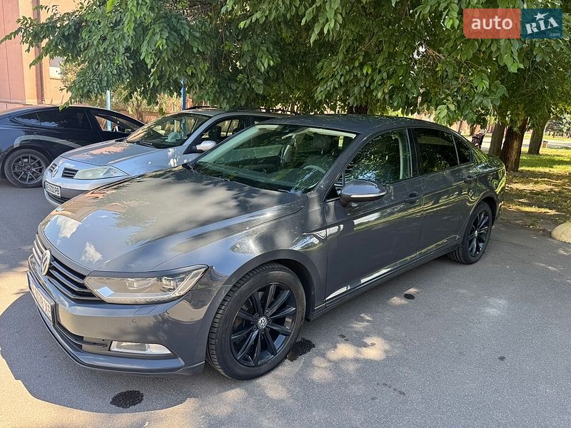 Седан Volkswagen Passat 2015 в Кривом Роге