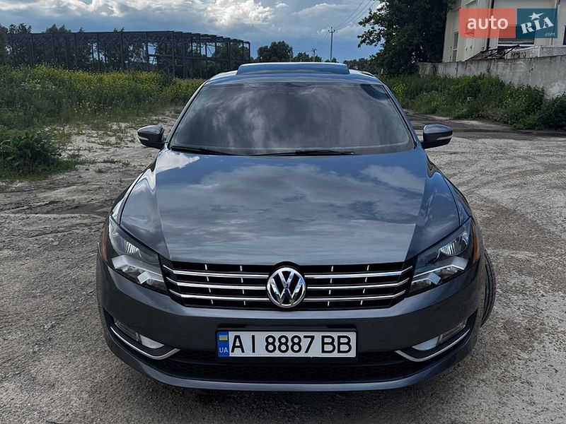 Седан Volkswagen Passat 2012 в Киеве