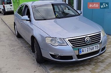Седан Volkswagen Passat 2007 в Козині