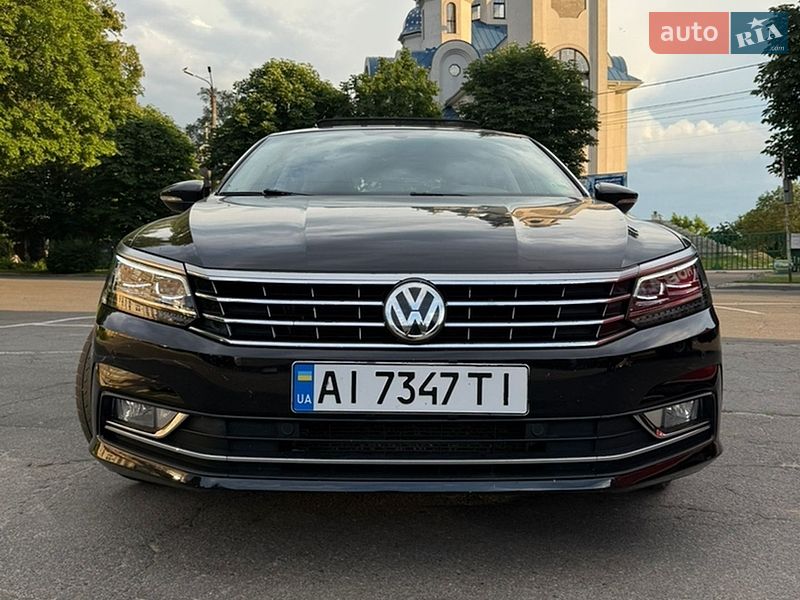 Седан Volkswagen Passat 2018 в Киеве