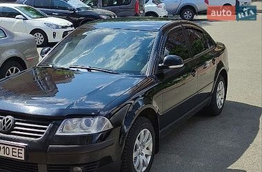 Седан Volkswagen Passat 2005 в Конотопе