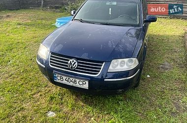 Седан Volkswagen Passat 2002 в Репках