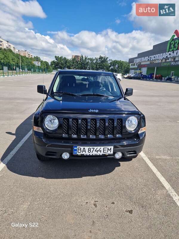 Универсал Jeep Patriot 2015 в Долинской