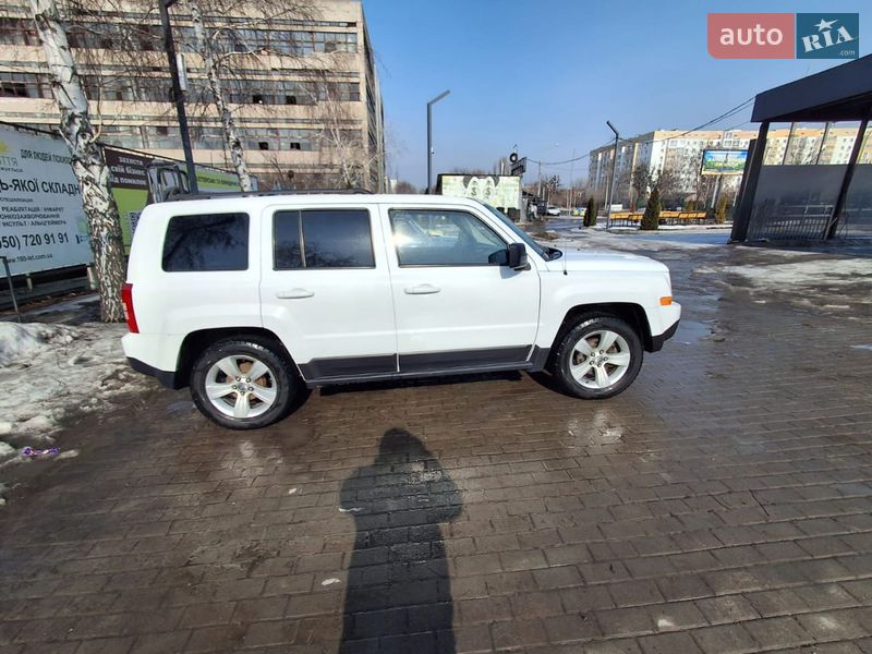 Позашляховик / Кросовер Jeep Patriot 2015 в Харкові