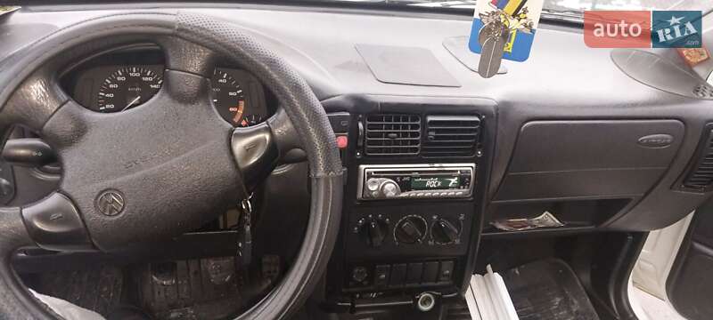 Хэтчбек Volkswagen Polo 1998 в Львове