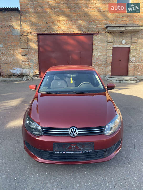 Седан Volkswagen Polo 2012 в Яготине