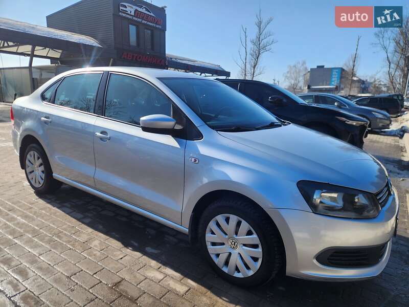 Седан Volkswagen Polo 2013 в Тернополе