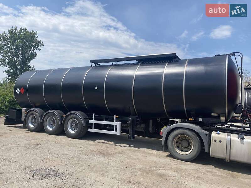 Битумовоз Everlast ППЦП-30 2011 в Надворной Битумовоз Everlast ППЦП-30 2011 в Надворной