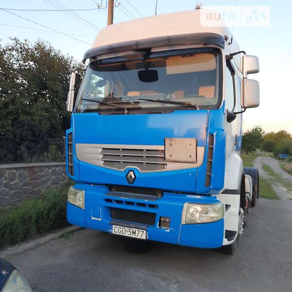 Тягач Renault Premium 2011 в Гайсине