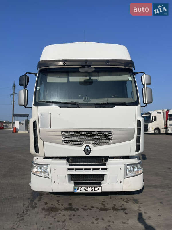 Тягач Renault Premium 2012 в Луцке