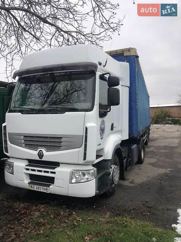 Тягач Renault Premium 2006 в Дніпрі Тягач Renault Premium 2006 в Дніпрі