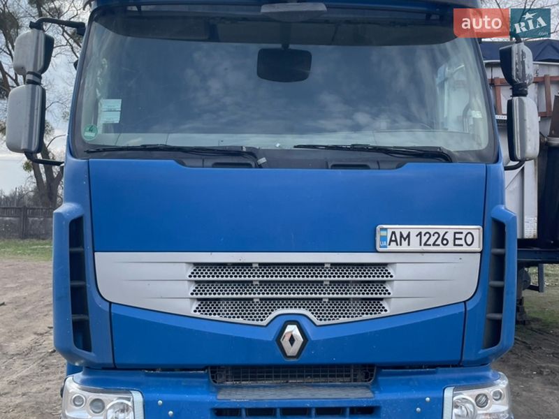 Тягач Renault Premium 2011 в Коростене