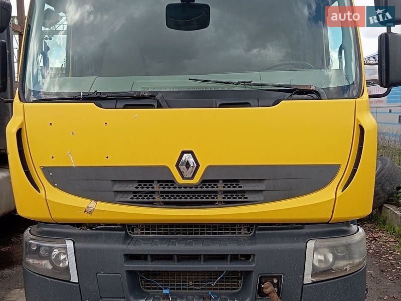 Тягач Renault Premium 2012 в Сумах