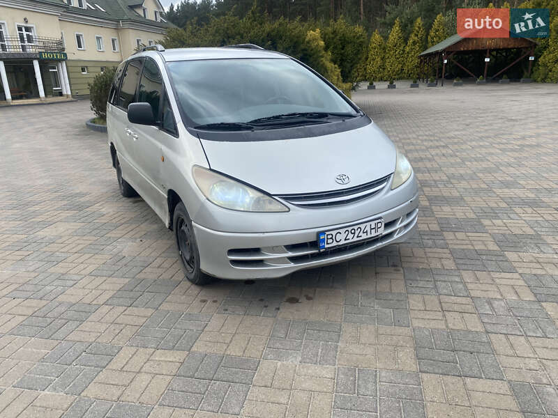 Минивэн Toyota Previa 2002 в Львове