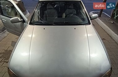 Седан Nissan Primera 2001 в Хмельницькому