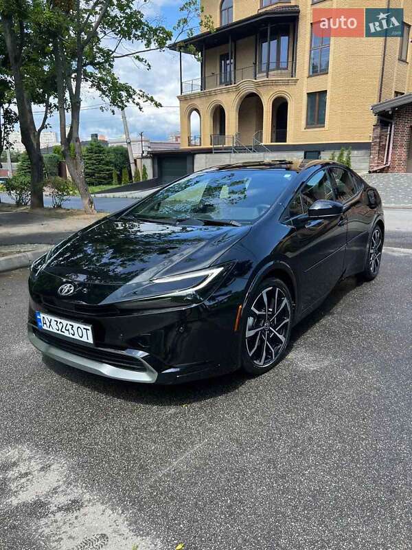 Хэтчбек Toyota Prius Prime 2023 в Киеве Хэтчбек Toyota Prius Prime 2023 в Киеве