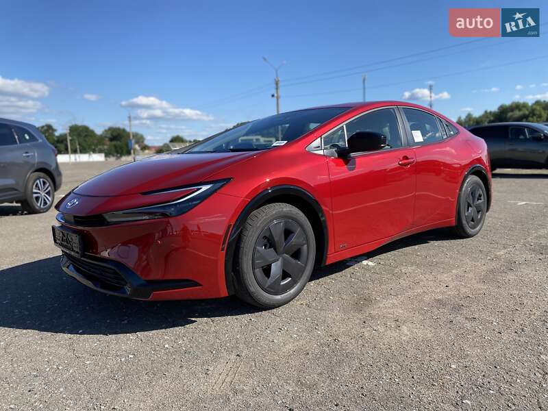 Хэтчбек Toyota Prius 2024 в Киеве