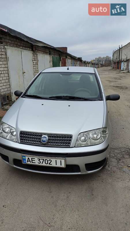 Хэтчбек Fiat Punto 2007 в Днепре Хэтчбек Fiat Punto 2007 в Днепре