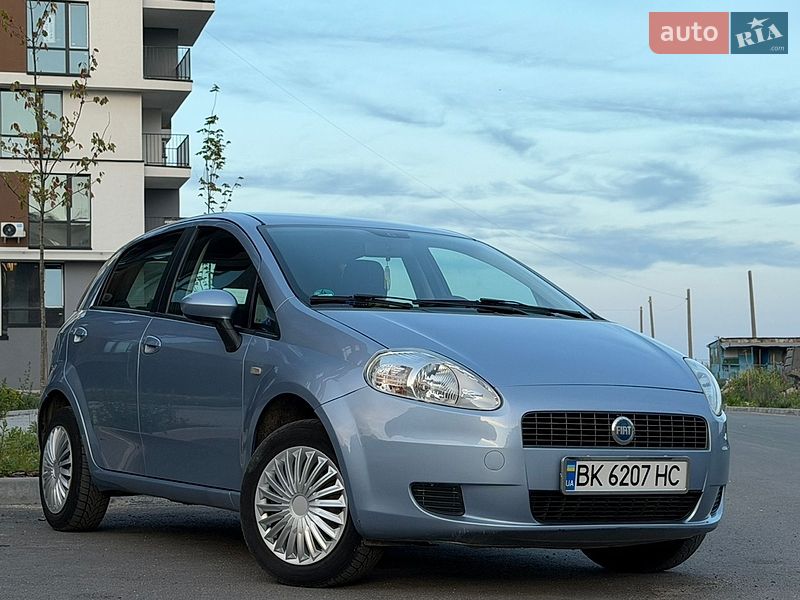 Хэтчбек Fiat Punto 2006 в Тернополе Хэтчбек Fiat Punto 2006 в Тернополе
