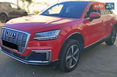 Позашляховик / Кросовер Audi Q2L e-tron 2020 в Києві