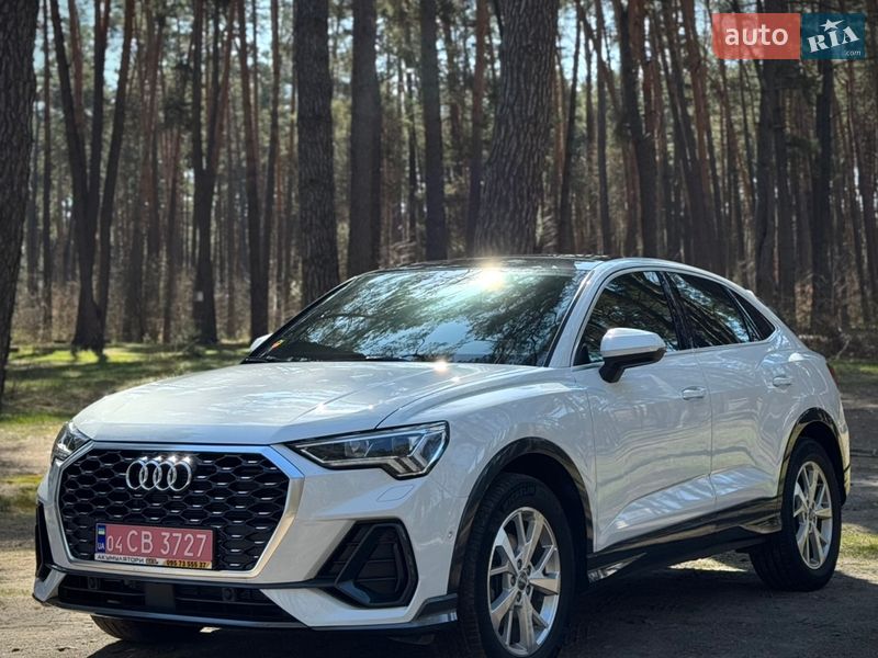 Позашляховик / Кросовер Audi Q3 Sportback 2020 в Житомирі