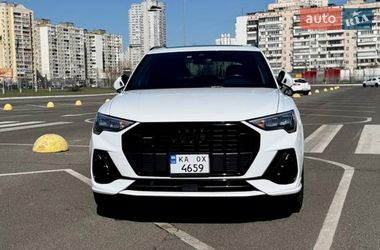Позашляховик / Кросовер Audi Q3 2021 в Києві