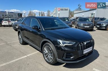 Позашляховик / Кросовер Audi Q3 2021 в Києві