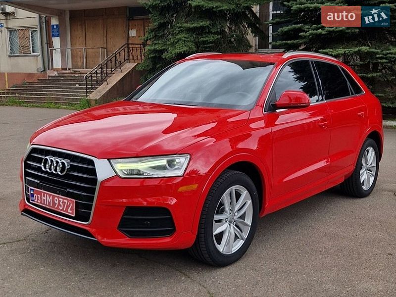 Внедорожник / Кроссовер Audi Q3 2016 в Николаеве