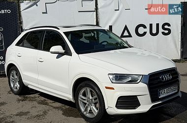 Внедорожник / Кроссовер Audi Q3 2015 в Киеве