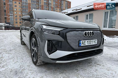 Внедорожник / Кроссовер Audi Q4 e-tron 2022 в Днепре