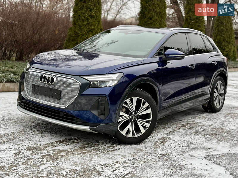 Позашляховик / Кросовер Audi Q4 e-tron 2021 в Дніпрі