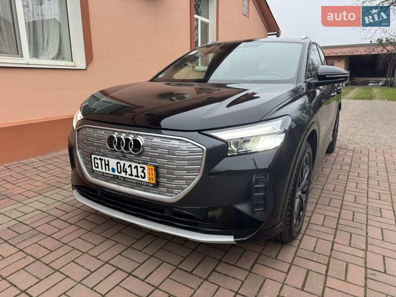 Позашляховик / Кросовер Audi Q4 e-tron 2023 в Івано-Франківську