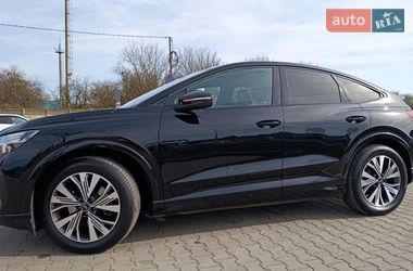 Внедорожник / Кроссовер Audi Q4 e-tron 2022 в Виннице