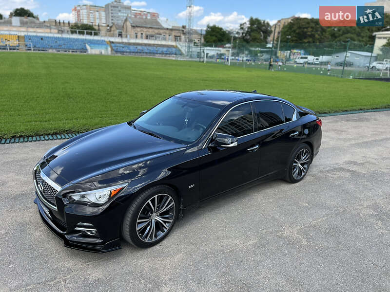 Седан Infiniti Q50 2016 в Одессе