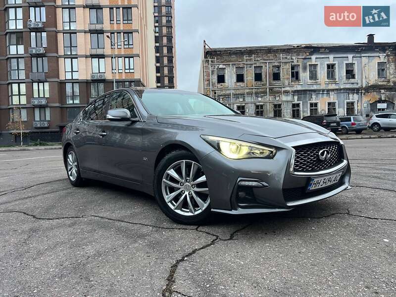 Седан Infiniti Q50 2016 в Одессе Седан Infiniti Q50 2016 в Одессе