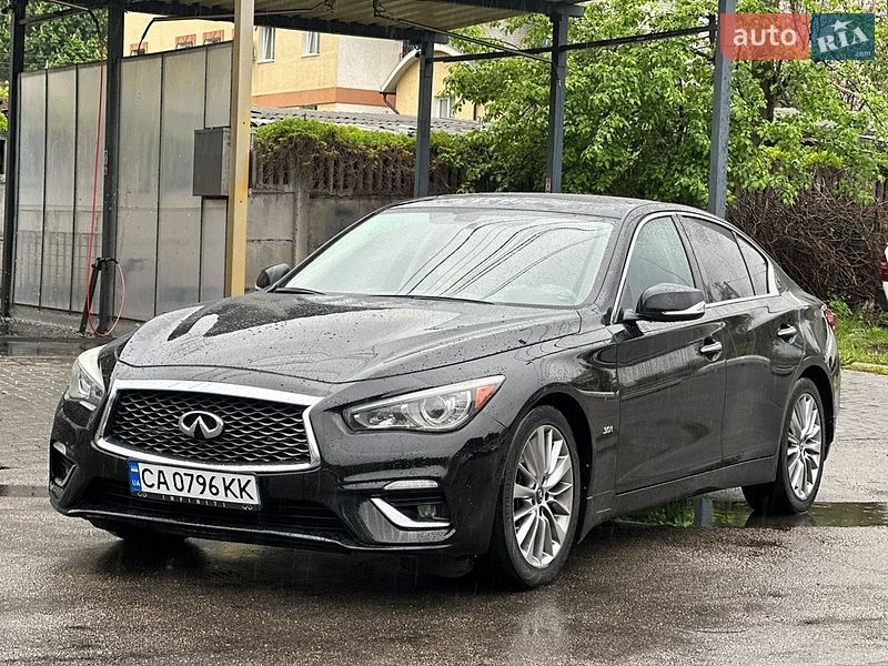 Седан Infiniti Q50 2017 в Черкассах