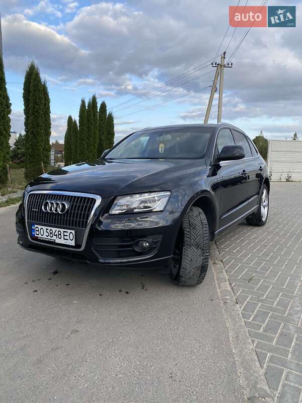 Внедорожник / Кроссовер Audi Q5 2009 в Кременце