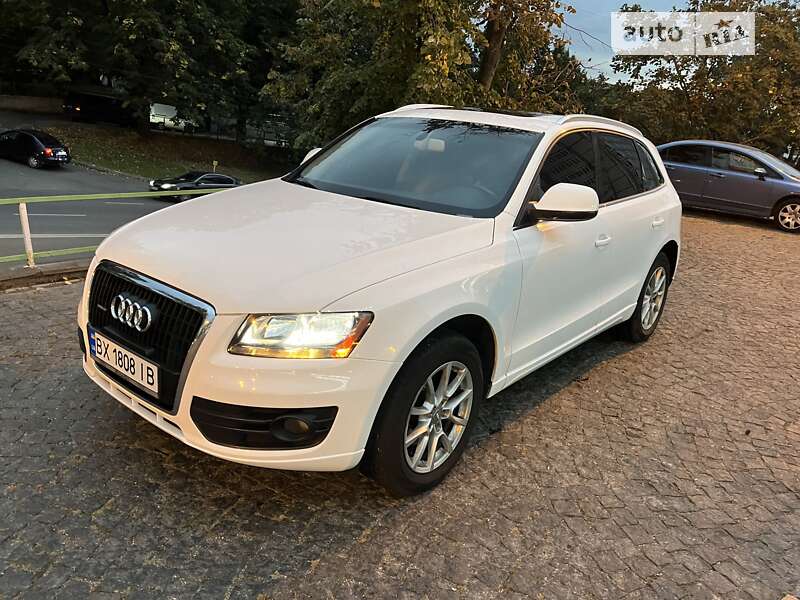 Внедорожник / Кроссовер Audi Q5 2010 в Хмельницком