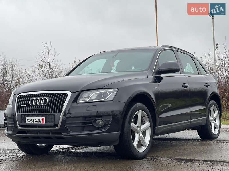 Внедорожник / Кроссовер Audi Q5 2011 в Ужгороде