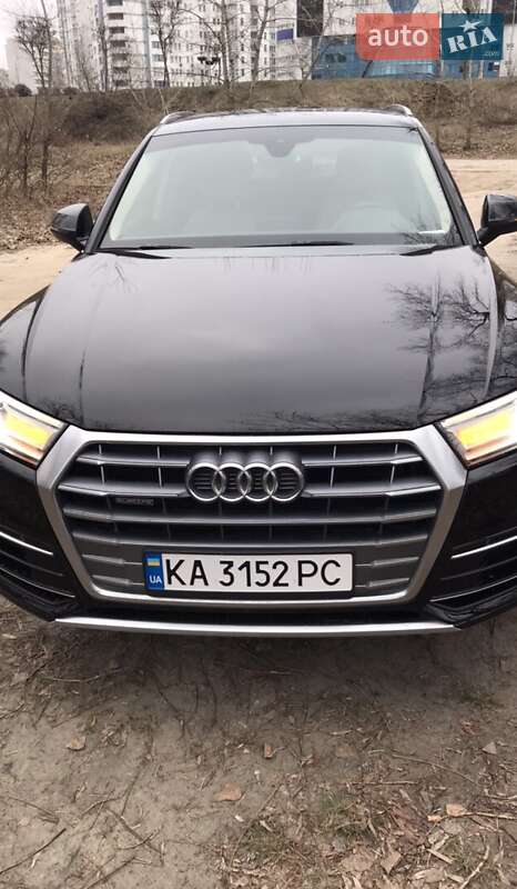 Внедорожник / Кроссовер Audi Q5 2019 в Киеве
